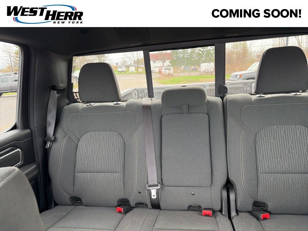 2023 RAM 1500 Big Horn Crew Cab 4x4 5'7' Box