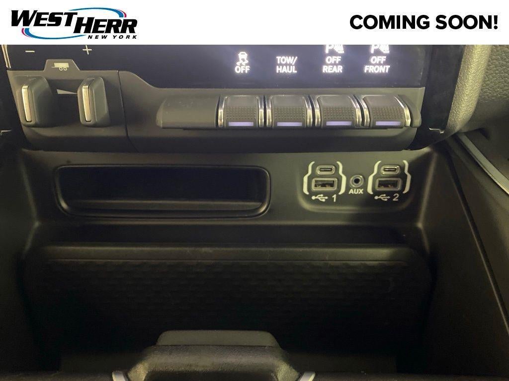 2023 RAM 1500 Big Horn Crew Cab 4x4 5'7' Box