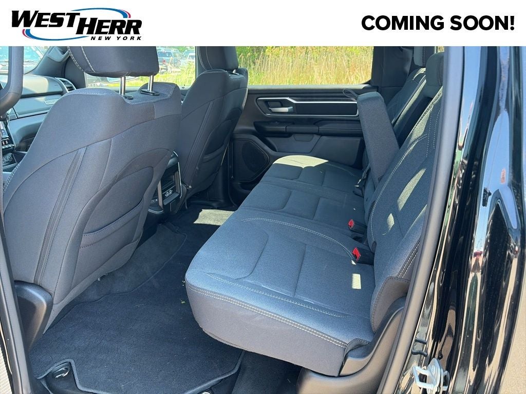2023 RAM 1500 Big Horn Crew Cab 4x4 5'7' Box