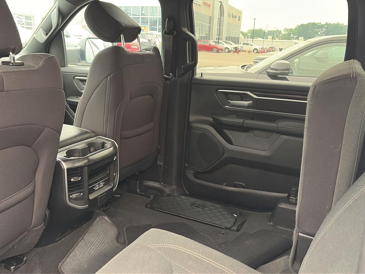 2023 RAM 1500 Big Horn Crew Cab 4x4 5'7' Box