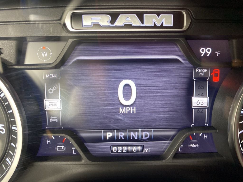 2022 RAM 1500 Big Horn Crew Cab 4x4 5'7' Box