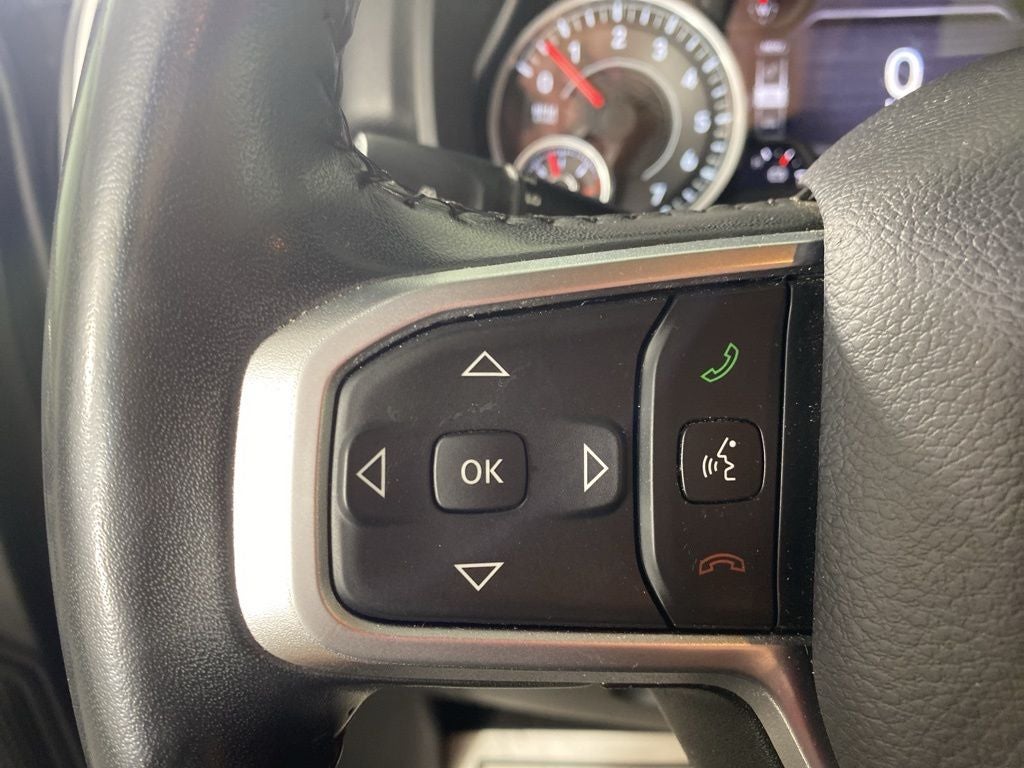 2022 RAM 1500 Big Horn Crew Cab 4x4 5'7' Box