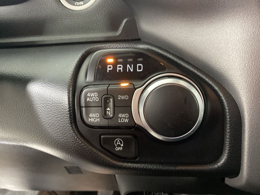 2022 RAM 1500 Big Horn Crew Cab 4x4 5'7' Box