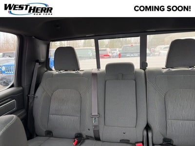 2022 RAM 1500 Big Horn Crew Cab 4x4 5'7' Box