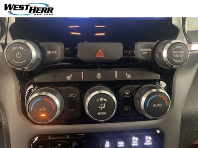 2022 RAM 1500 Big Horn Crew Cab 4x4 5'7' Box