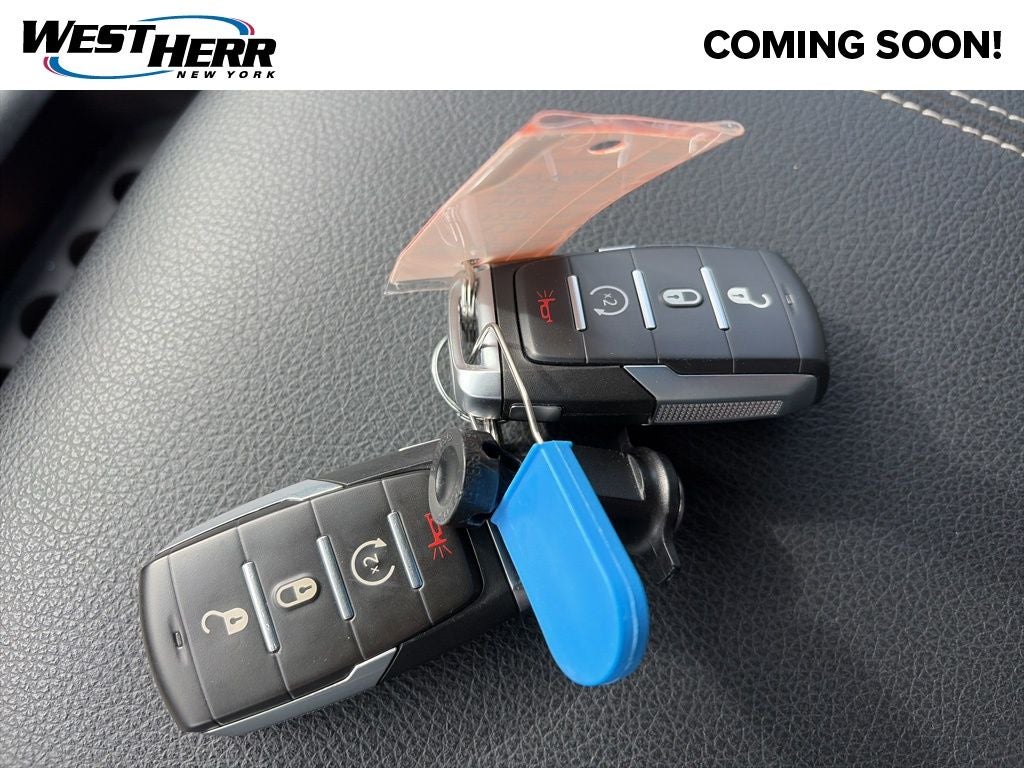 2022 RAM 1500 Big Horn Crew Cab 4x4 5'7' Box