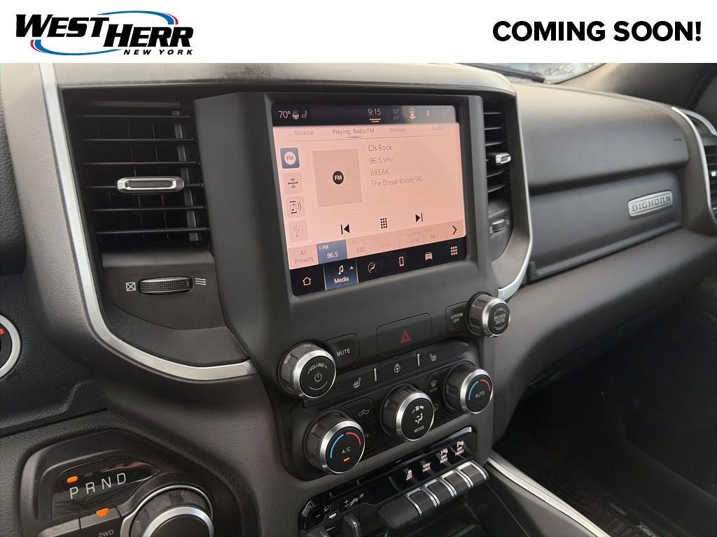 2022 RAM 1500 Big Horn Crew Cab 4x4 5'7' Box