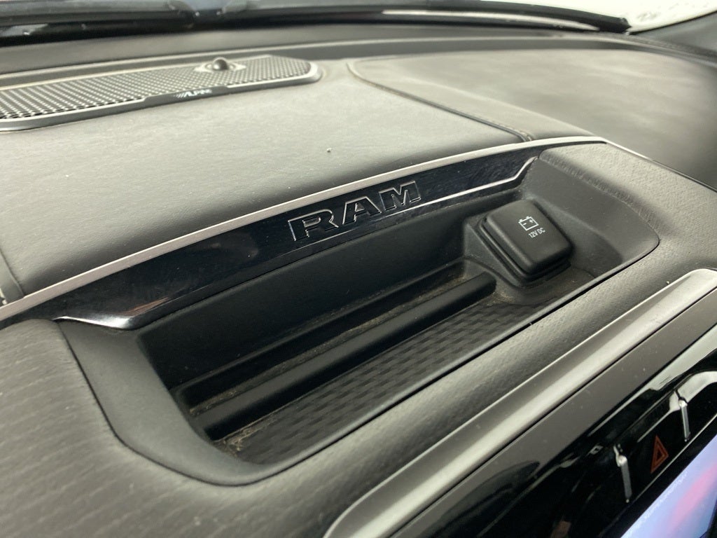 2023 RAM 1500 Limited Crew Cab 4x4 5'7' Box