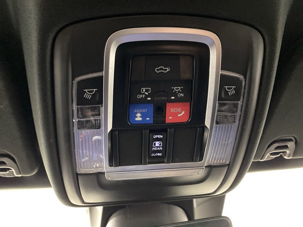 2023 RAM 1500 Limited Crew Cab 4x4 5'7' Box