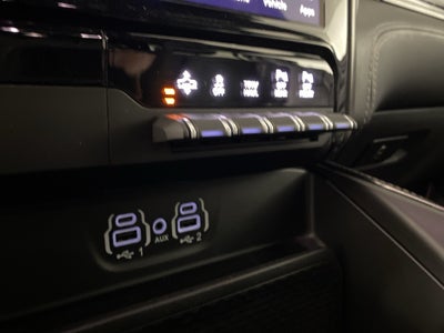 2023 RAM 1500 Limited Crew Cab 4x4 5'7' Box