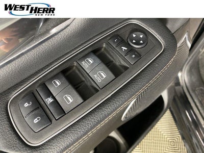2023 RAM 1500 Laramie Crew Cab 4x4 5'7' Box