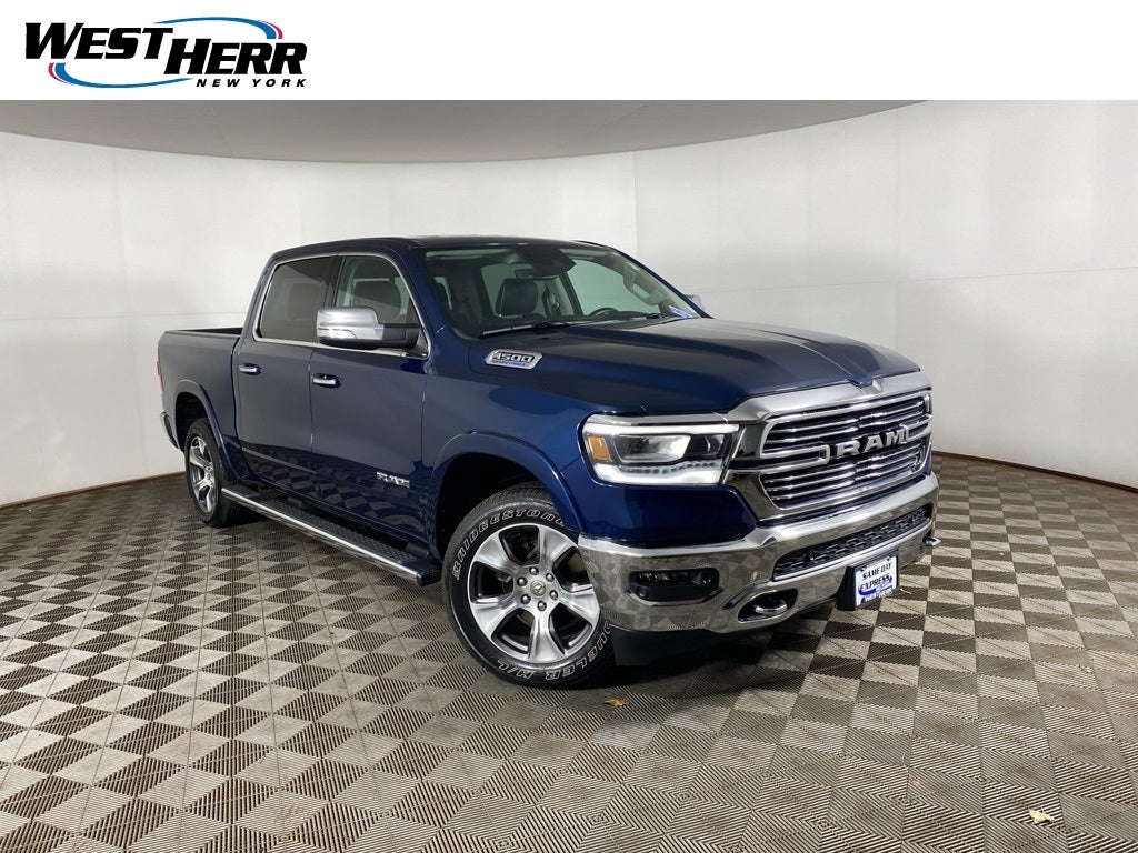 2022 RAM 1500 Laramie Crew Cab 4x4 5'7' Box