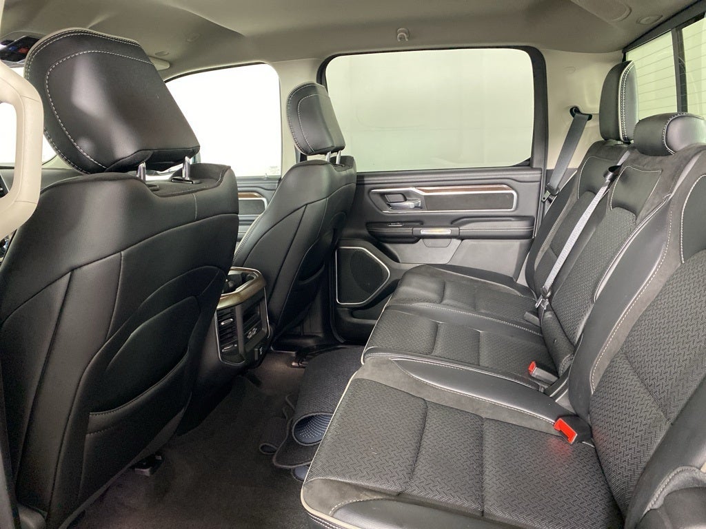 2022 RAM 1500 Laramie Crew Cab 4x4 5'7' Box