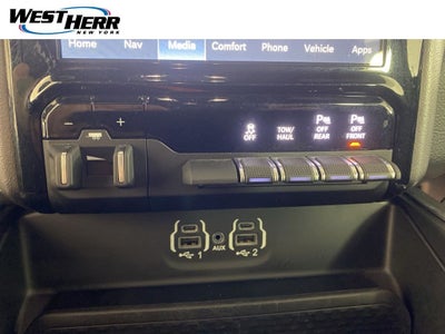 2023 RAM 1500 Laramie Crew Cab 4x4 5'7' Box