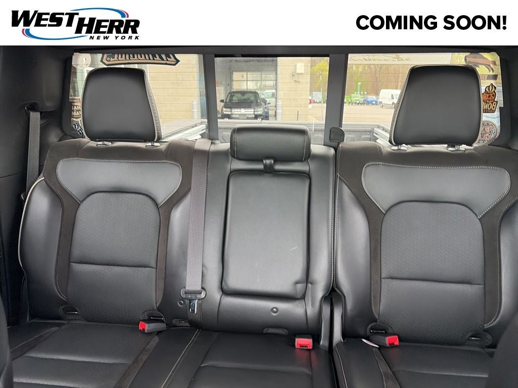 2023 RAM 1500 Laramie Crew Cab 4x4 5'7' Box