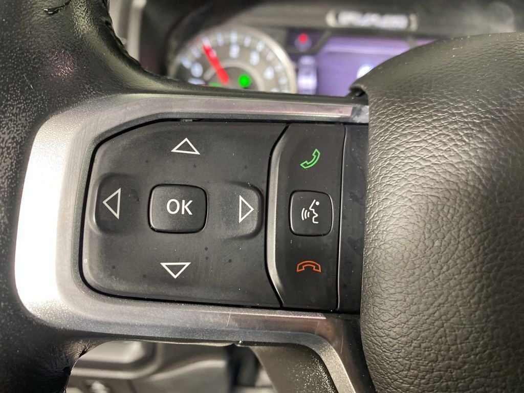 2023 RAM 1500 Laramie Crew Cab 4x4 5'7' Box