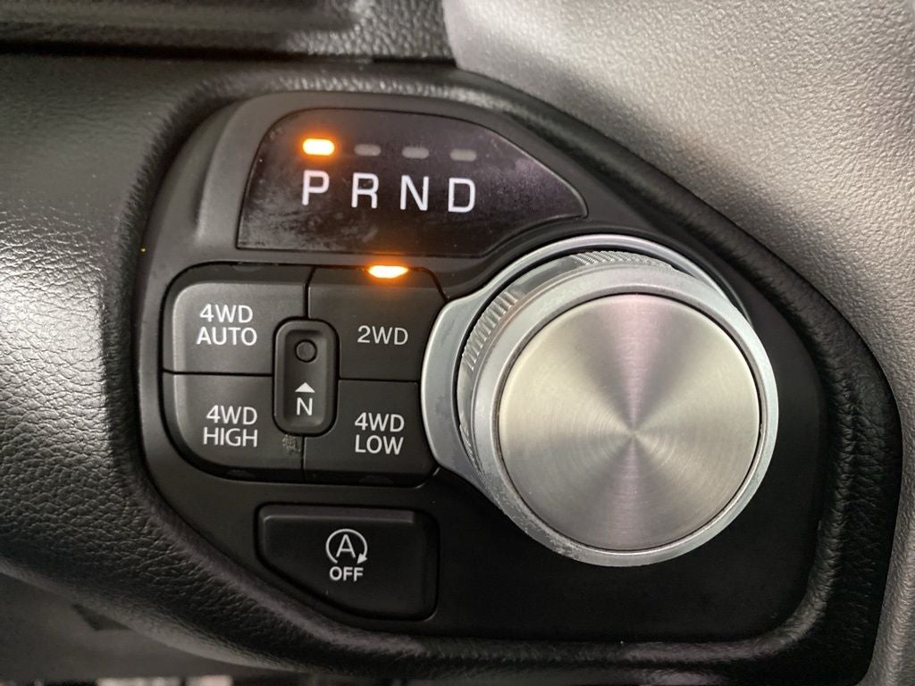 2023 RAM 1500 Laramie Crew Cab 4x4 5'7' Box