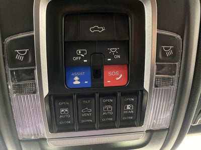 2023 RAM 1500 Laramie Crew Cab 4x4 6'4' Box