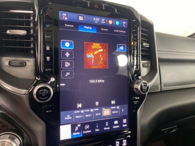 2023 RAM 1500 Laramie Crew Cab 4x4 6'4' Box