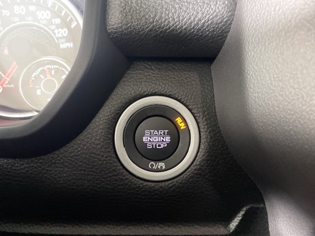 2023 RAM 1500 Laramie Crew Cab 4x4 6'4' Box