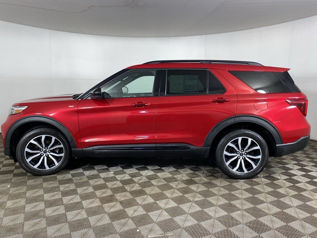 2022 Ford Explorer ST-Line