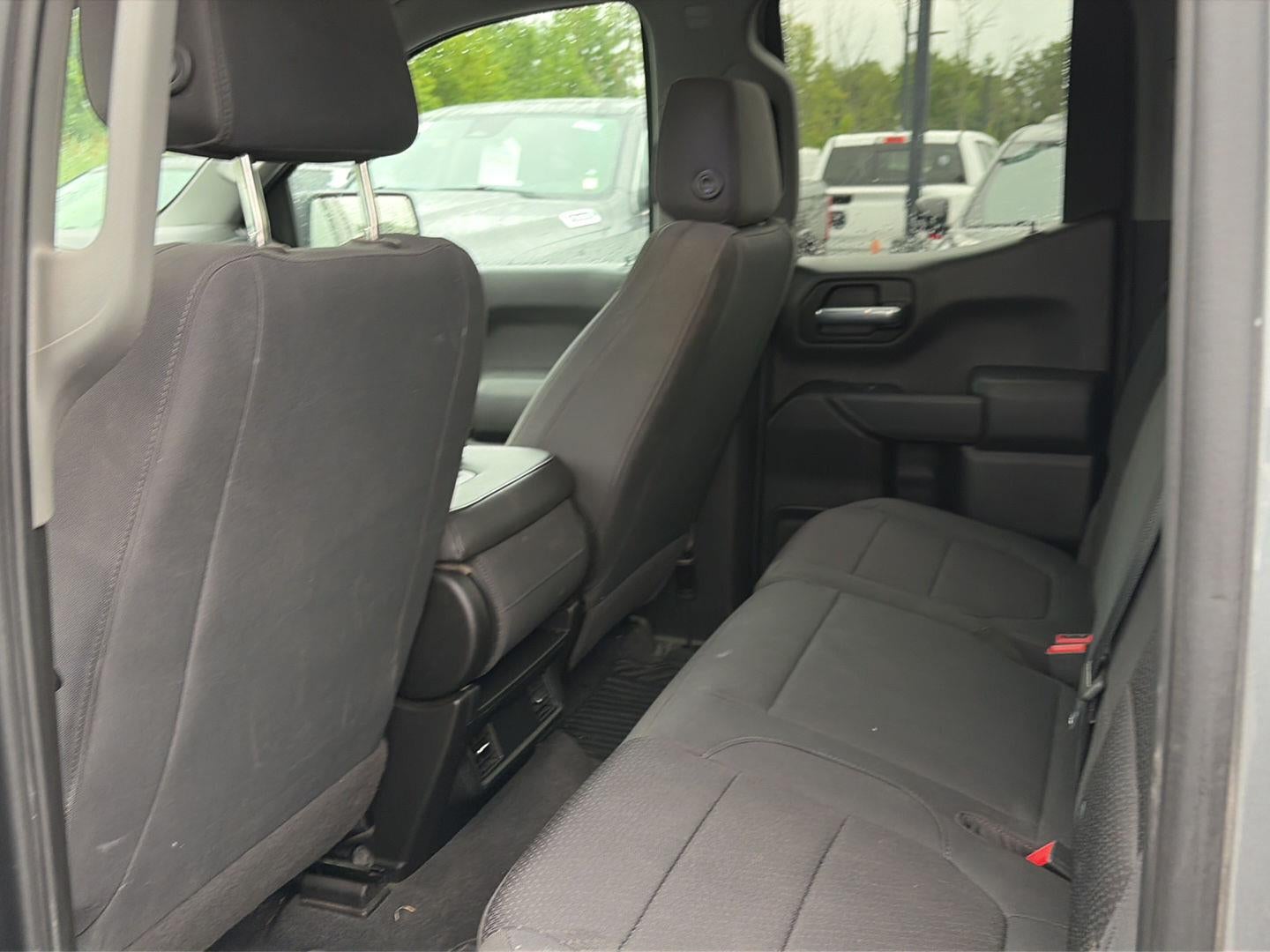 2020 Chevrolet Silverado 1500 4WD Double Cab Standard Bed Custom
