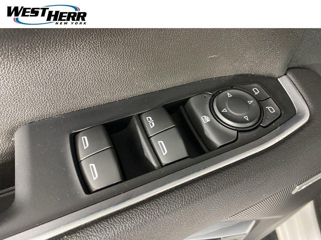2022 Chevrolet Silverado 1500 4WD Crew Cab Short Bed RST