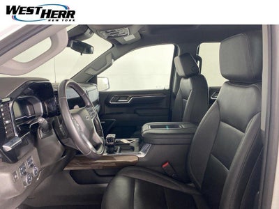2022 Chevrolet Silverado 1500 4WD Crew Cab Short Bed RST