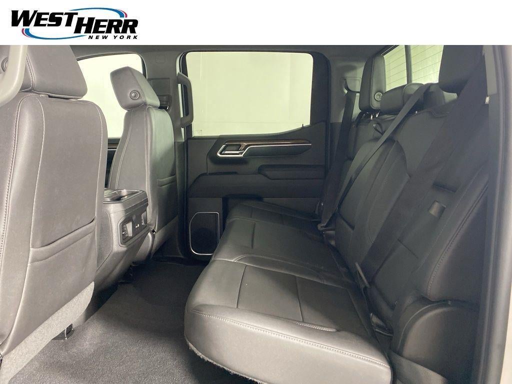2022 Chevrolet Silverado 1500 4WD Crew Cab Short Bed RST