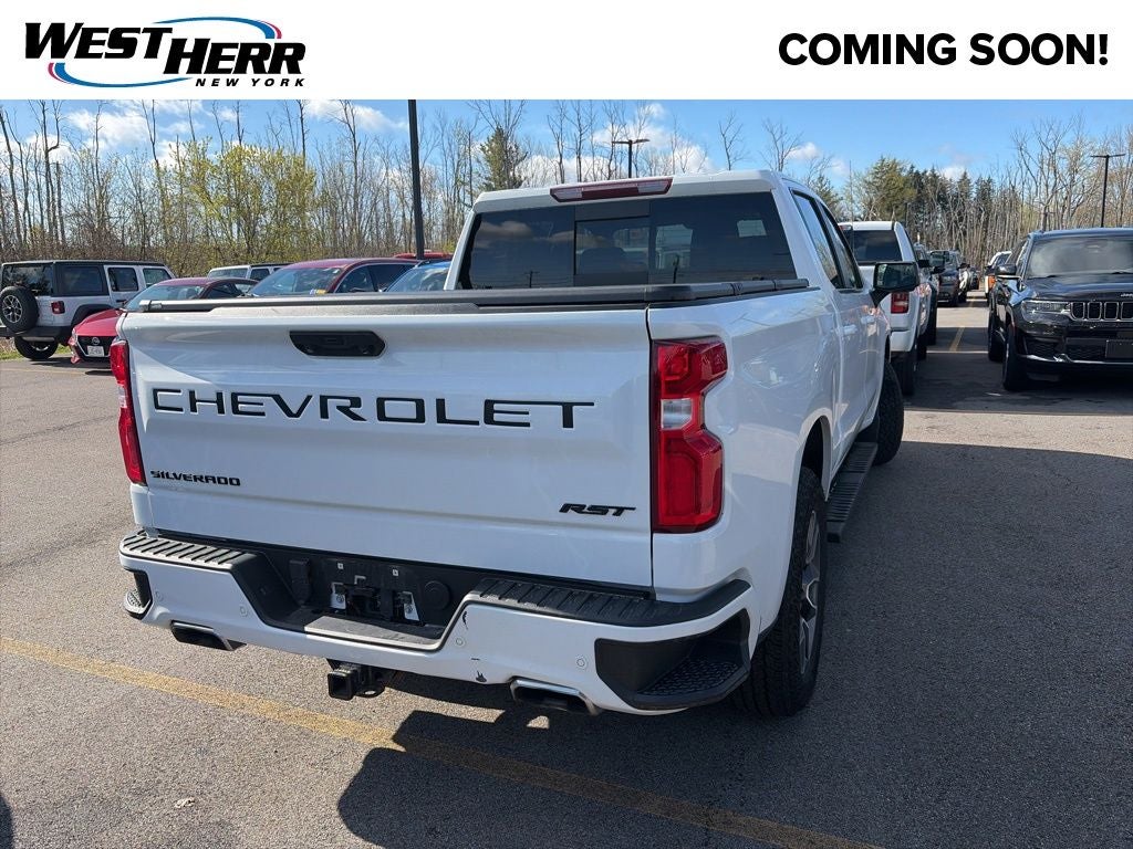 2022 Chevrolet Silverado 1500 4WD Crew Cab Short Bed RST