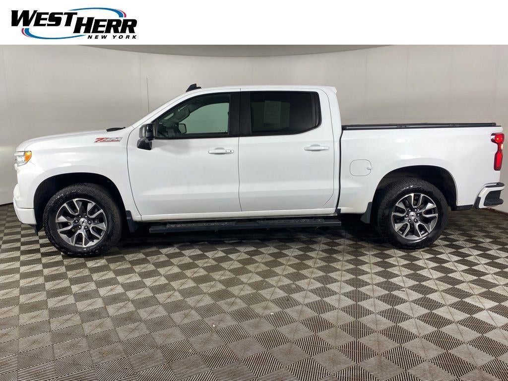2022 Chevrolet Silverado 1500 4WD Crew Cab Short Bed RST