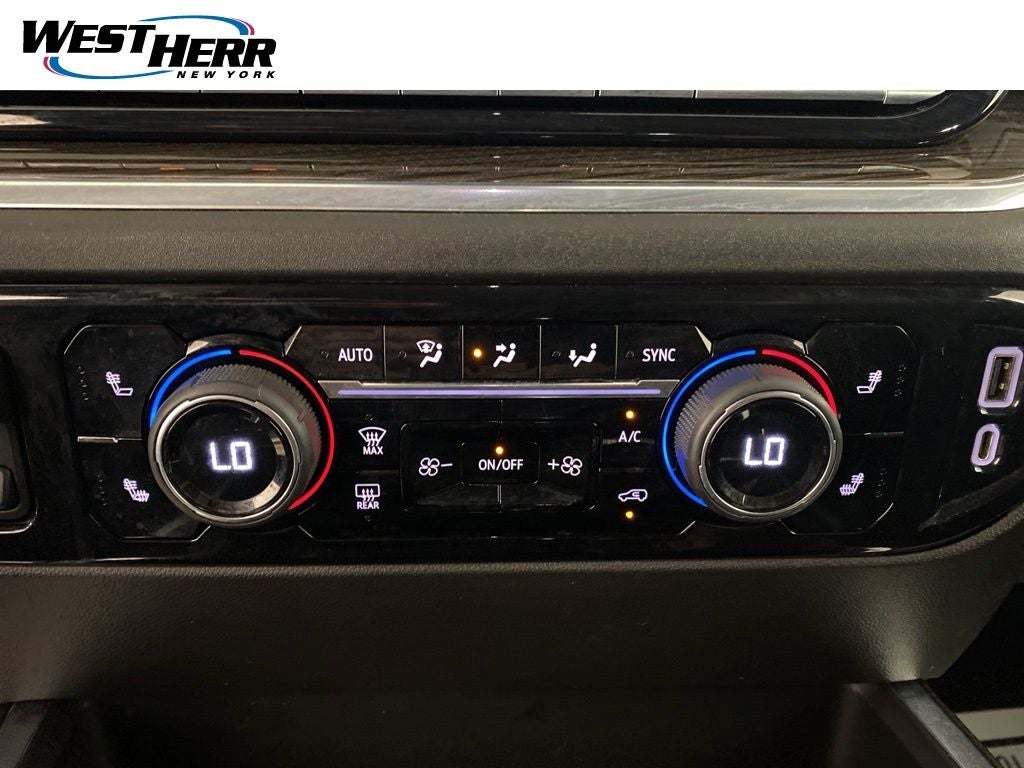 2022 Chevrolet Silverado 1500 4WD Crew Cab Short Bed RST