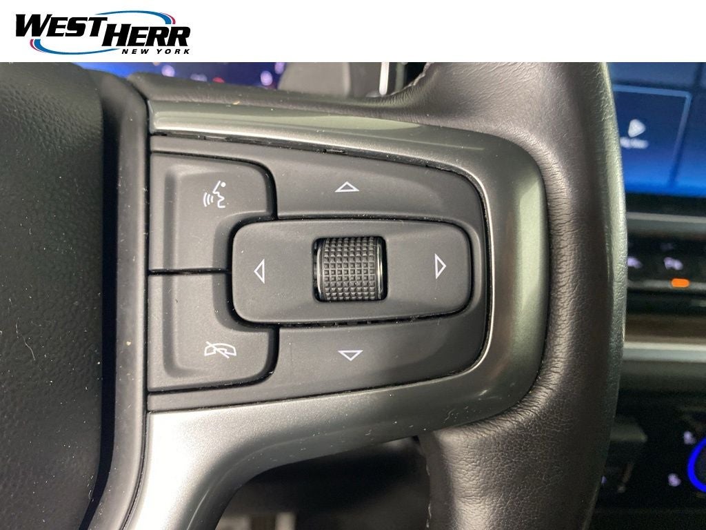 2022 Chevrolet Silverado 1500 4WD Crew Cab Short Bed RST