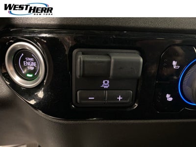 2022 Chevrolet Silverado 1500 4WD Crew Cab Short Bed RST