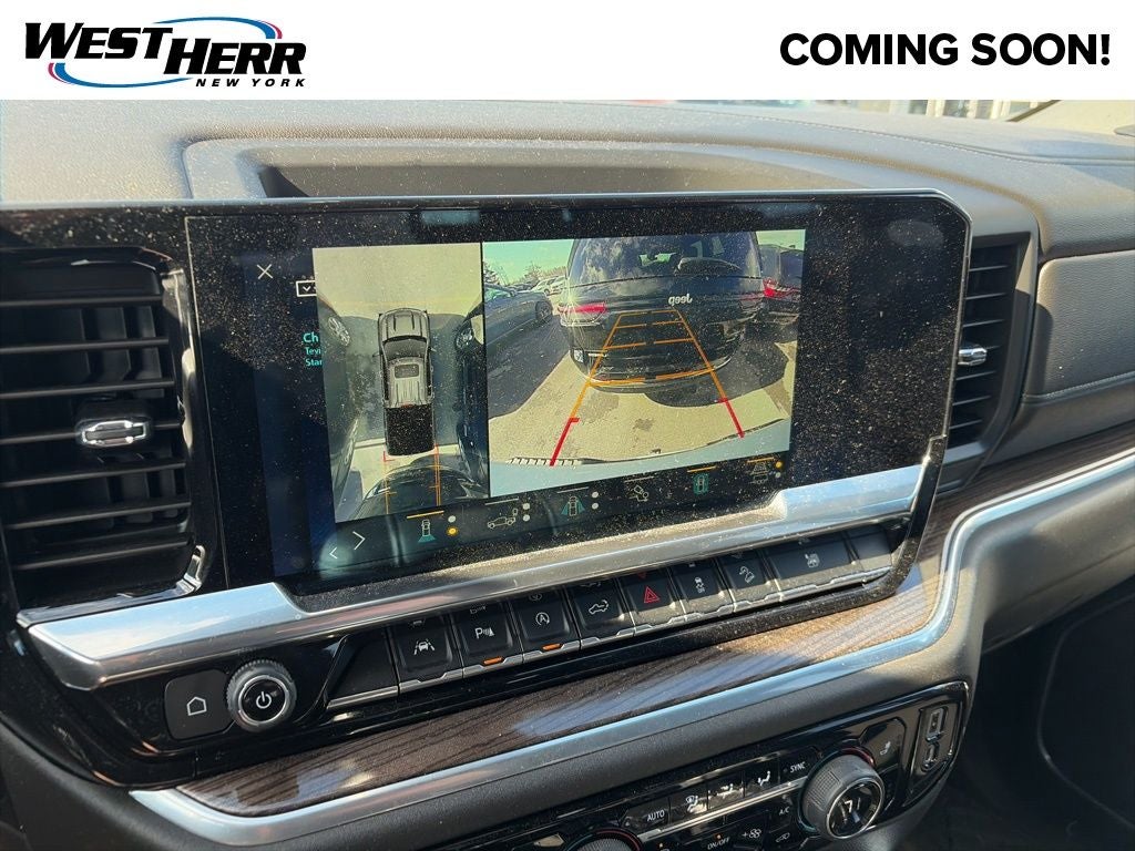 2022 Chevrolet Silverado 1500 4WD Crew Cab Short Bed RST