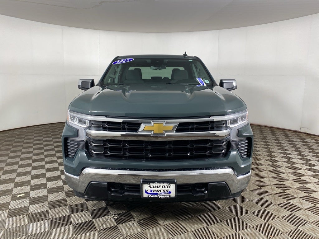 2025 Chevrolet Silverado 1500 4WD LT