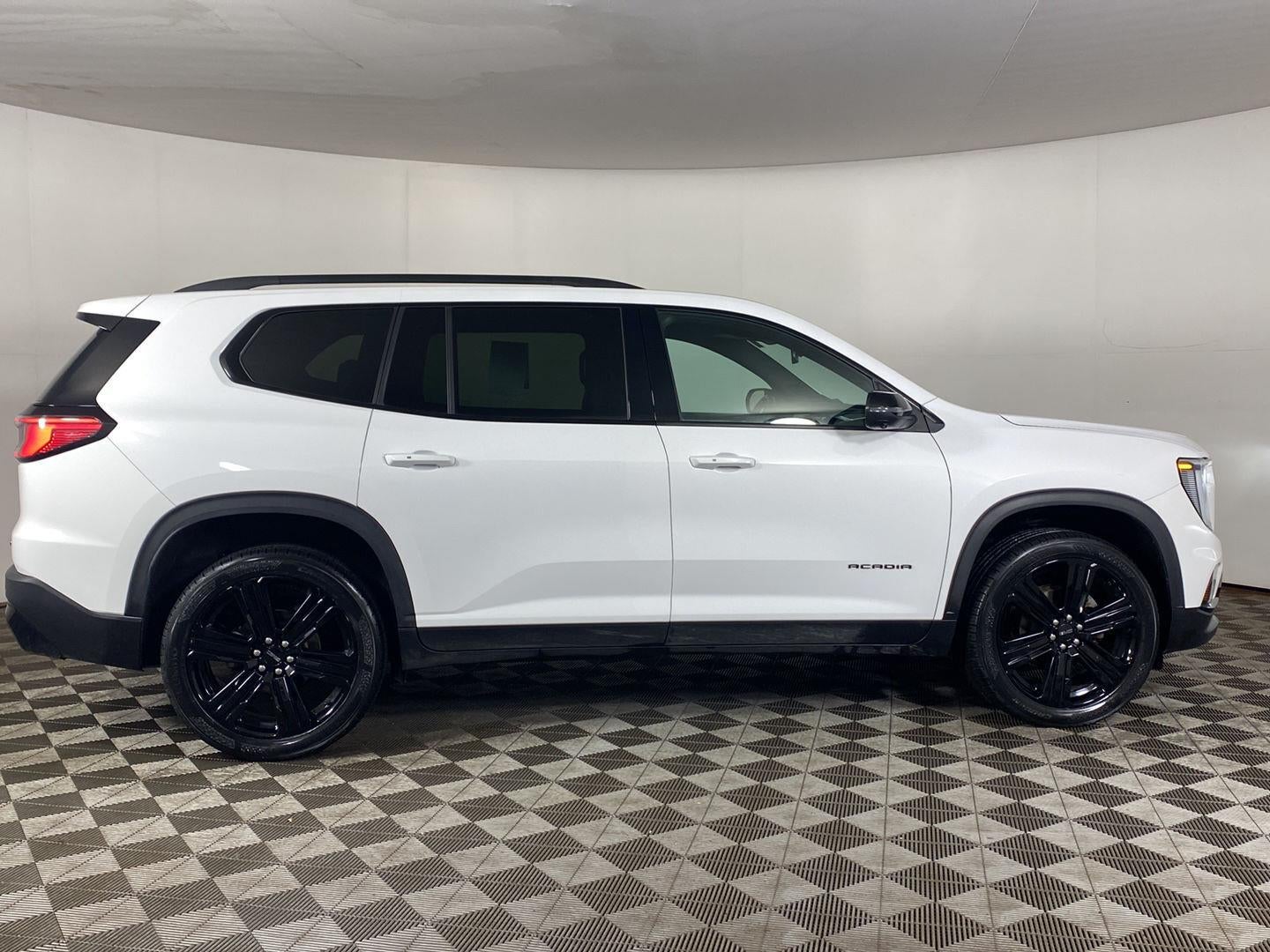 2024 GMC Acadia AWD Elevation