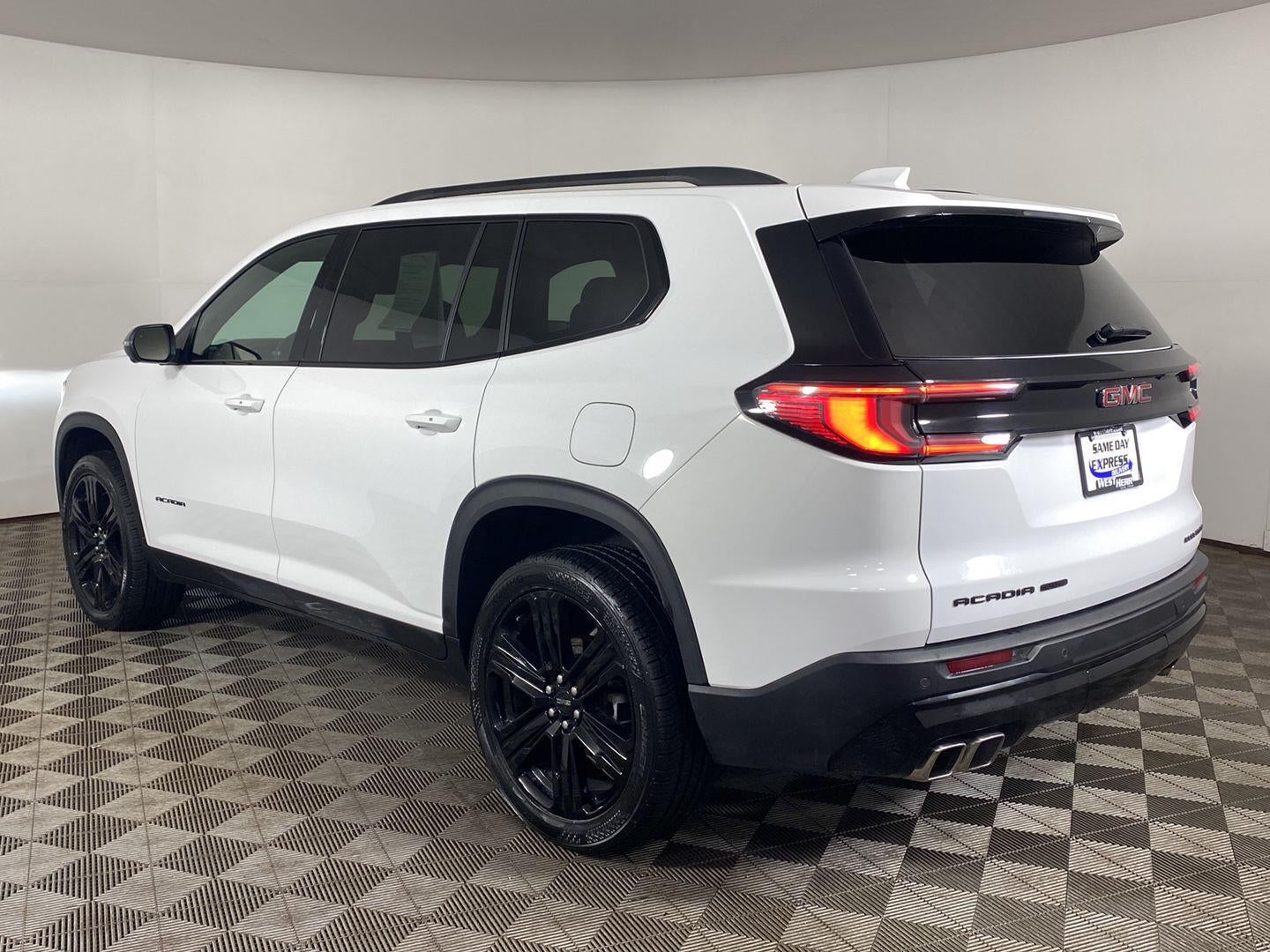 2024 GMC Acadia AWD Elevation