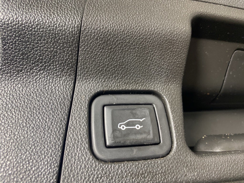 2023 GMC Acadia AWD AT4