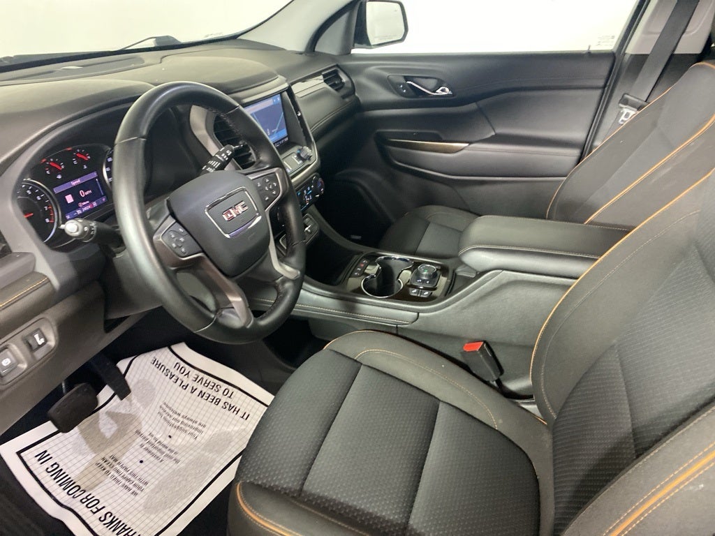 2023 GMC Acadia AWD AT4