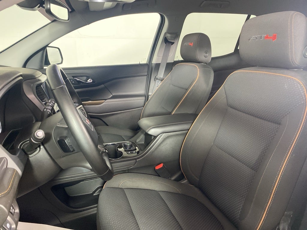 2023 GMC Acadia AWD AT4