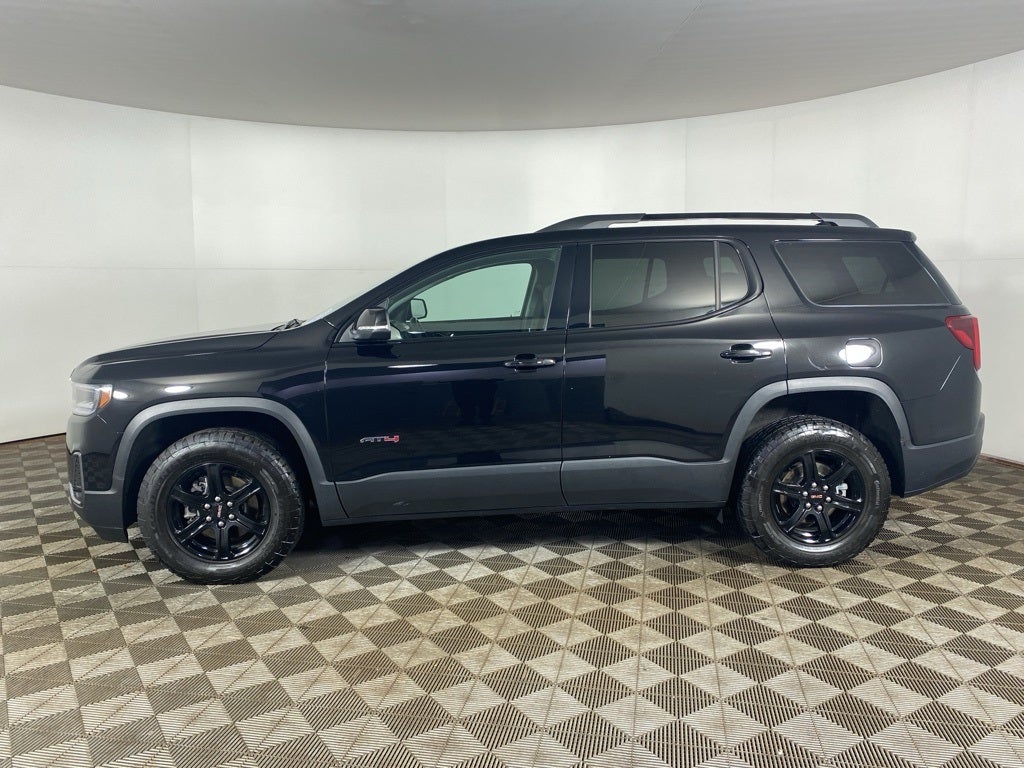 2023 GMC Acadia AWD AT4
