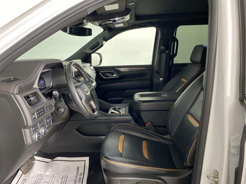 2023 GMC Yukon XL 4WD AT4