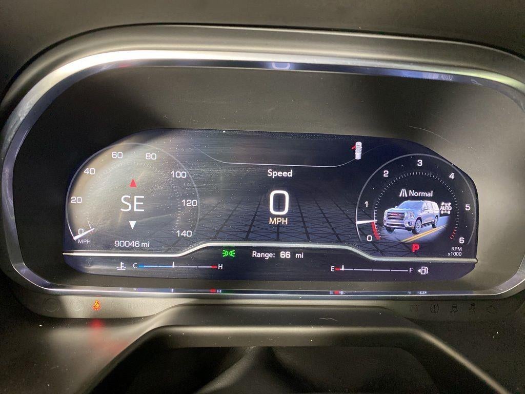 2023 GMC Yukon XL 4WD AT4