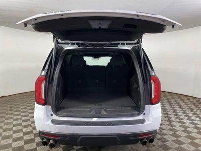 2023 GMC Yukon XL 4WD AT4