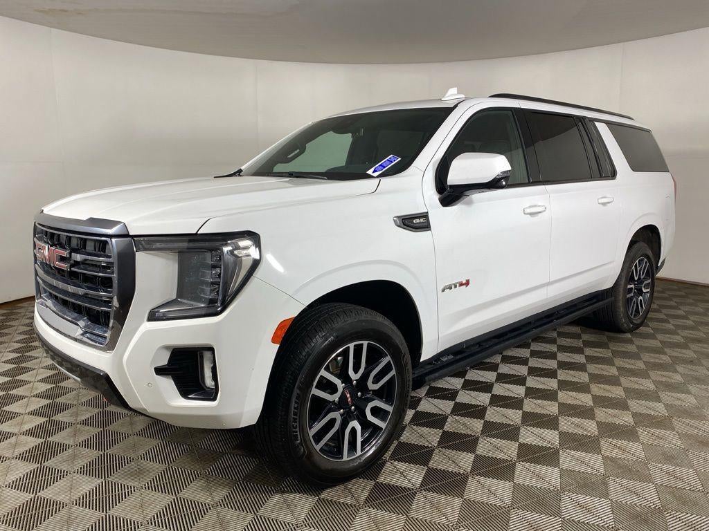 2023 GMC Yukon XL 4WD AT4