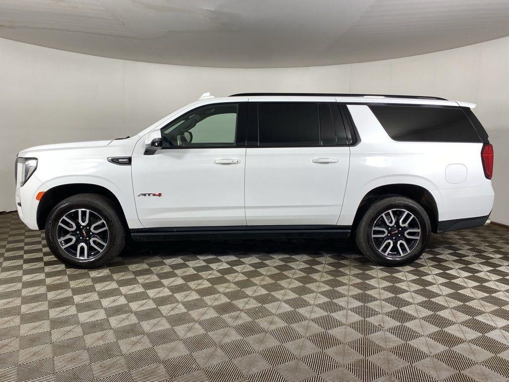 2023 GMC Yukon XL 4WD AT4