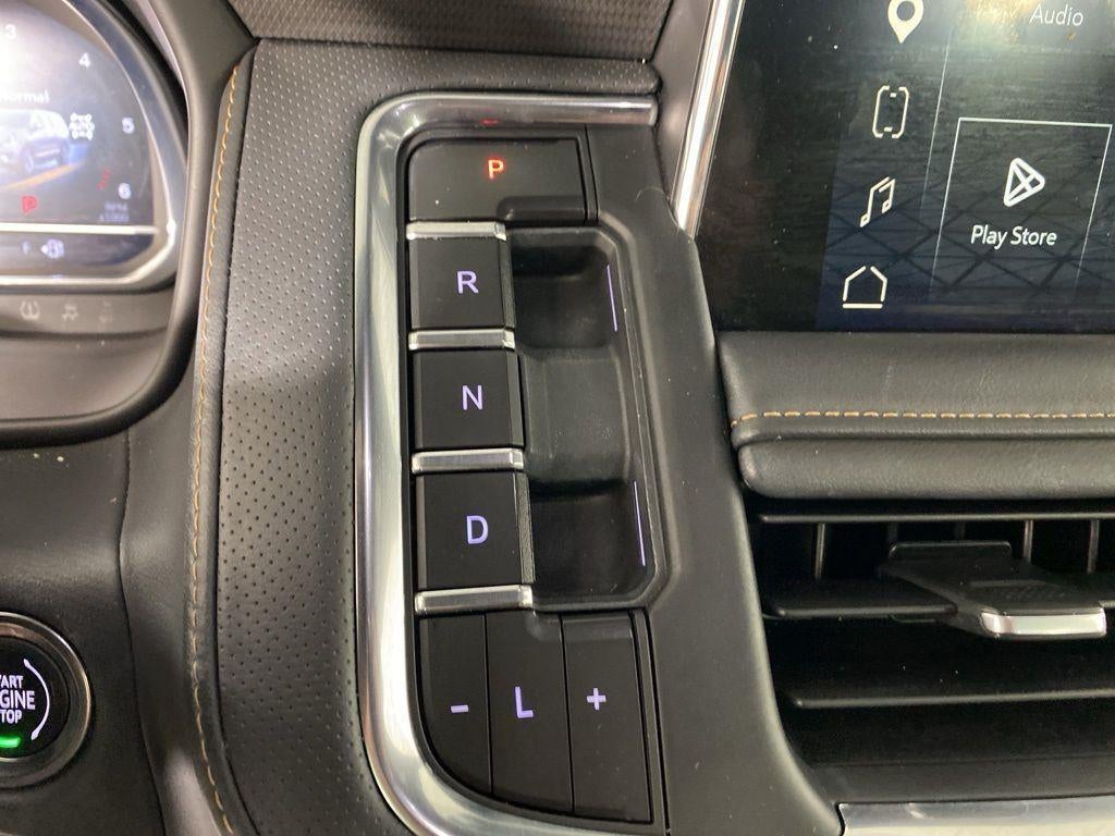 2023 GMC Yukon XL 4WD AT4