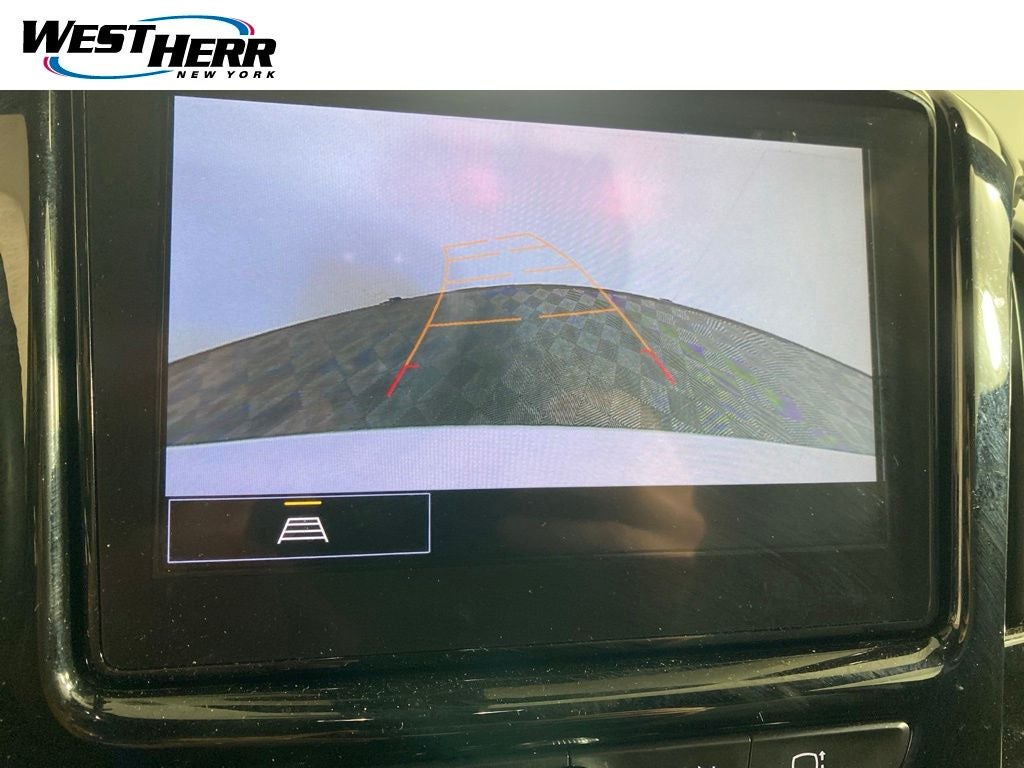 2023 Chevrolet Traverse AWD LT Cloth
