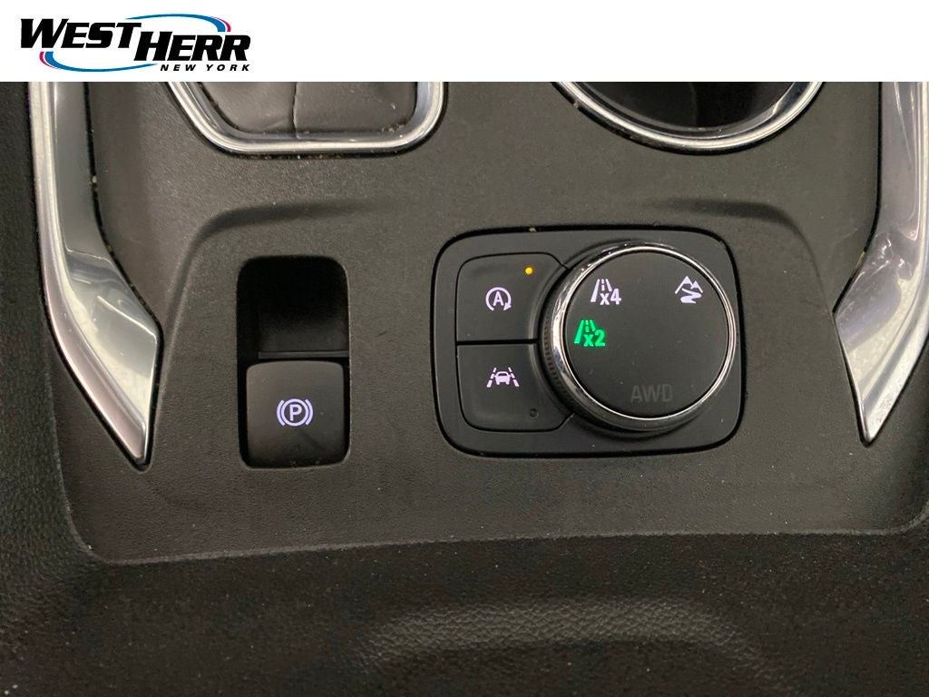 2023 Chevrolet Traverse AWD LT Cloth